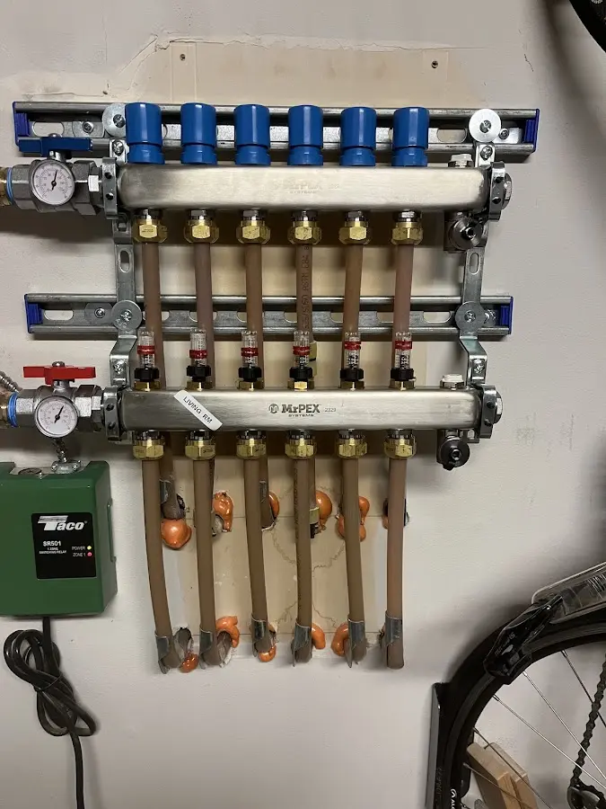 Plumber performing Gas Leak Detection at a residential property in Frankfort Square